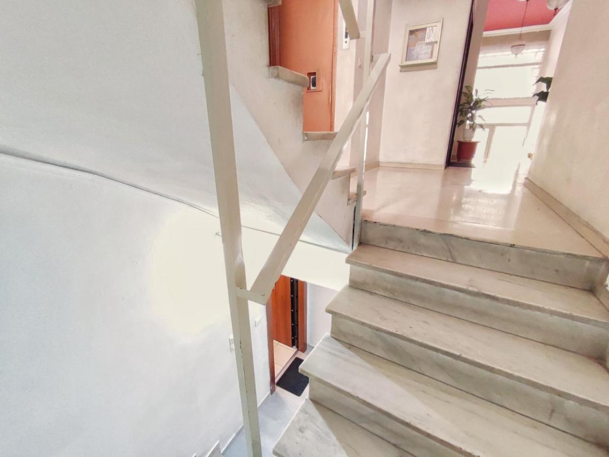 Avli Apartment Атина Екстериор снимка