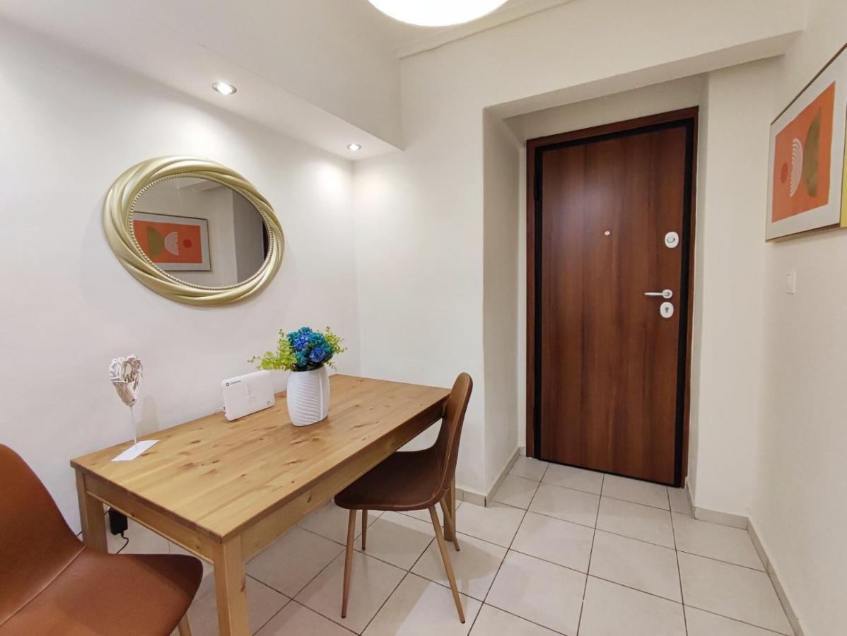 Avli Apartment Атина Екстериор снимка